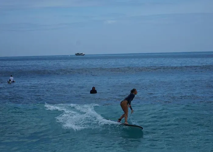 Tattva Uluwatu, Surf & Yoga Retreat Séjour chez l'habitant