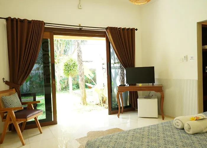 Tattva Uluwatu, Surf & Yoga Retreat *